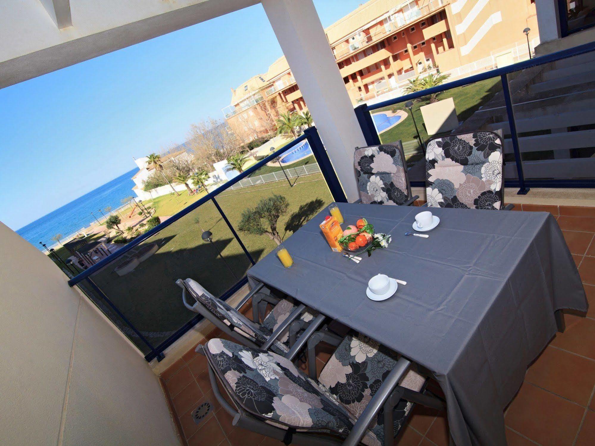 Apartamentos Almadraba VyB Dénia Exterior foto